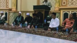 H. Haerul Warisin dalam acara Maulid Nabi sampaikan komitmen tingkatkan kesejahteraan petani, marbot masjid, dan masyarakat miskin.