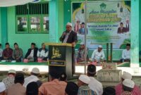 DR TGH Hazmi Hamzar  memberikan tausiah hikmah Peringatan Maulid Nabi Muhammad SAW